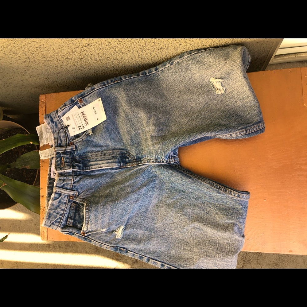 Zara classic mom fit, high rise ankle fit.